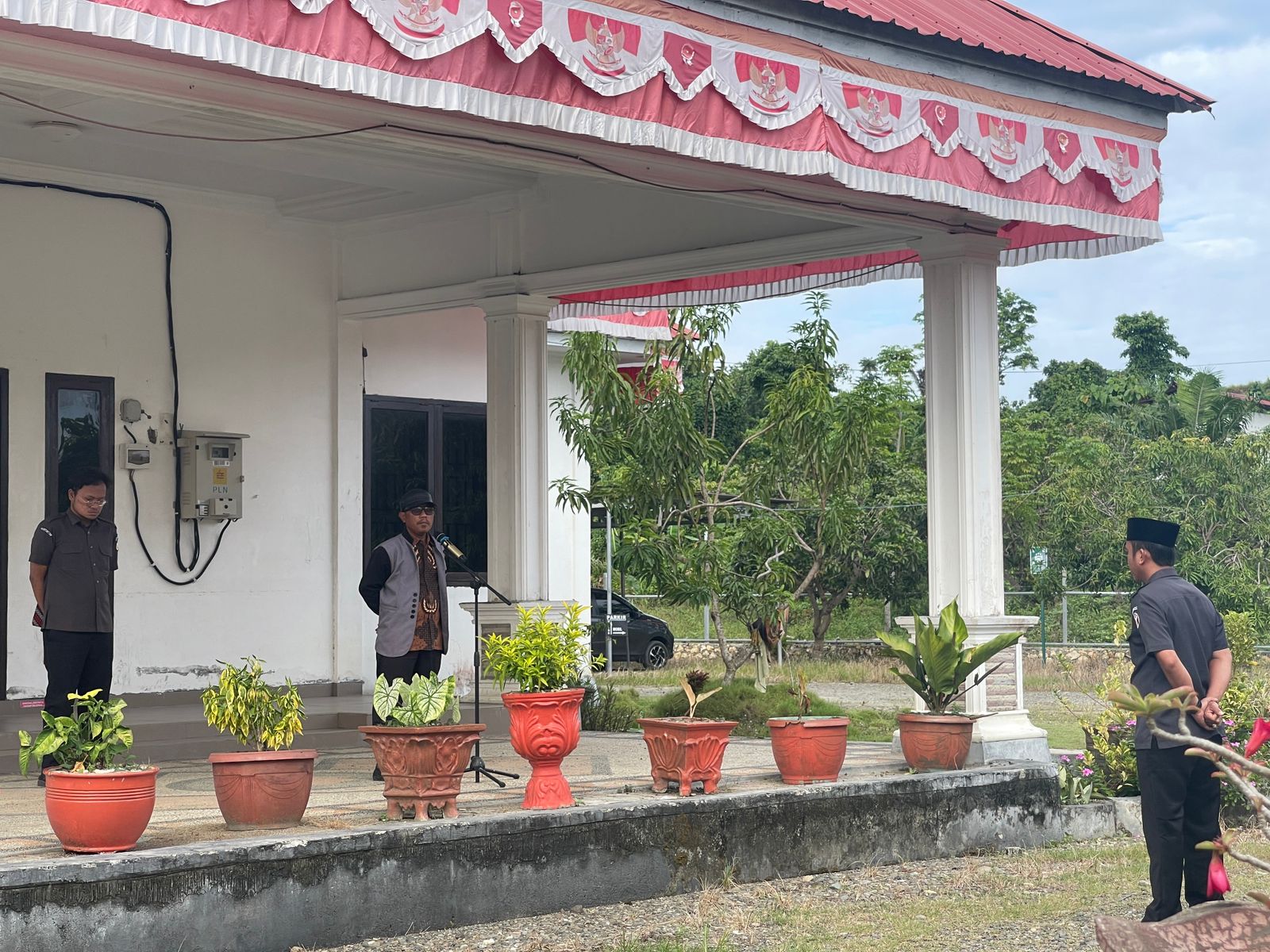 FOTO UTAMA